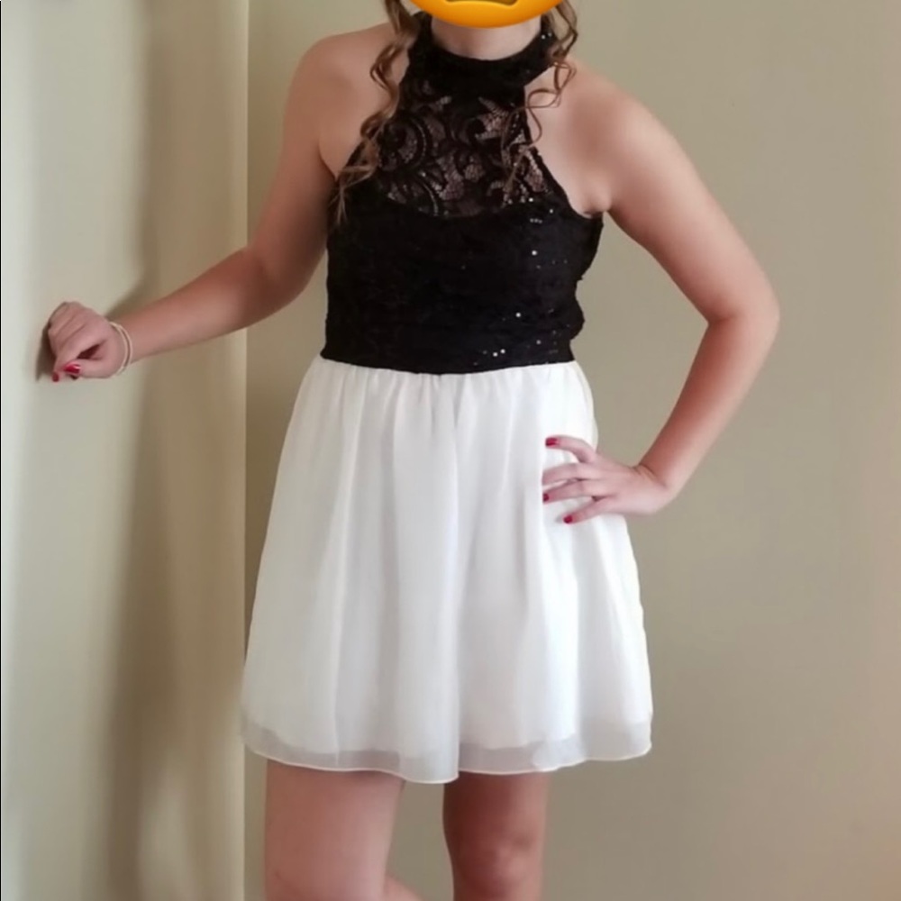 windsor, short formal dress size 5 - Picture 1 of 4